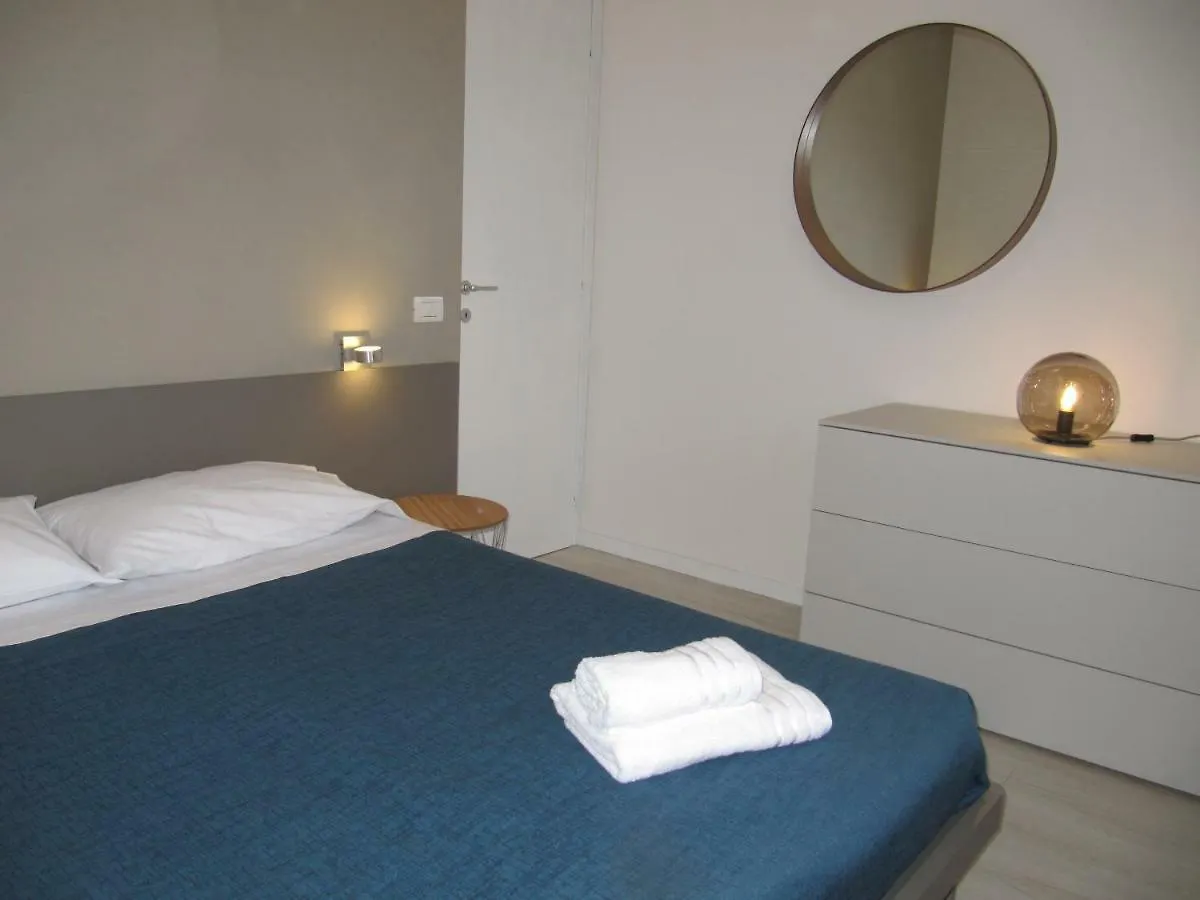 Sole Di Lazise Apartment